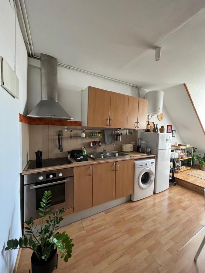 Apartamento R Apartment Barcelona Bagian luar foto