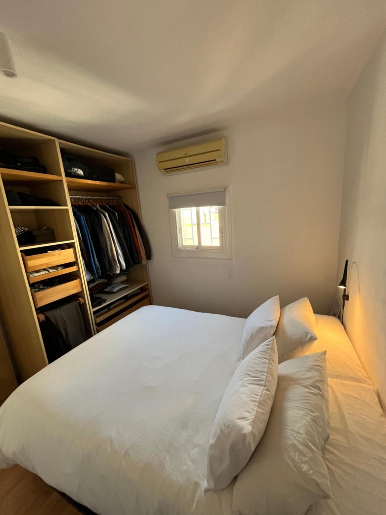 Apartamento R Apartment Barcelona Bagian luar foto